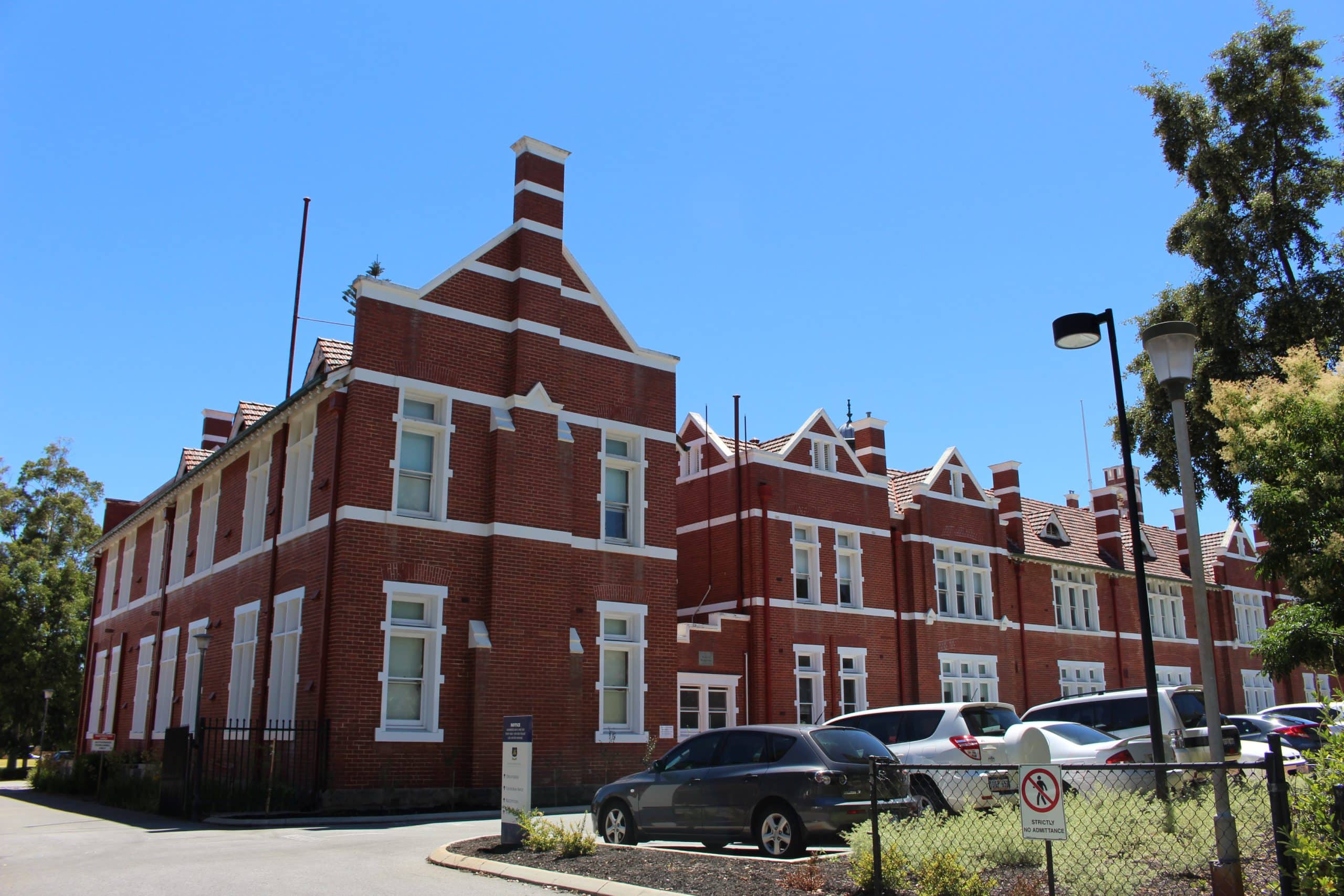 Perth Modern School campus